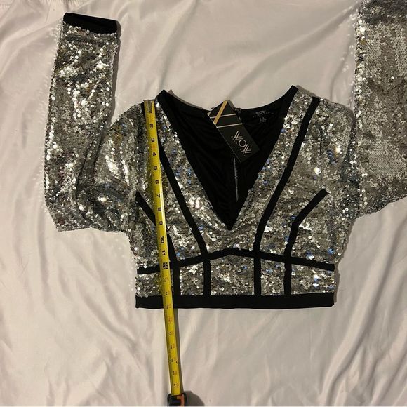 Silver Sequined 2 Piece Skirt Cropped Jacket - Picture 12 of 16